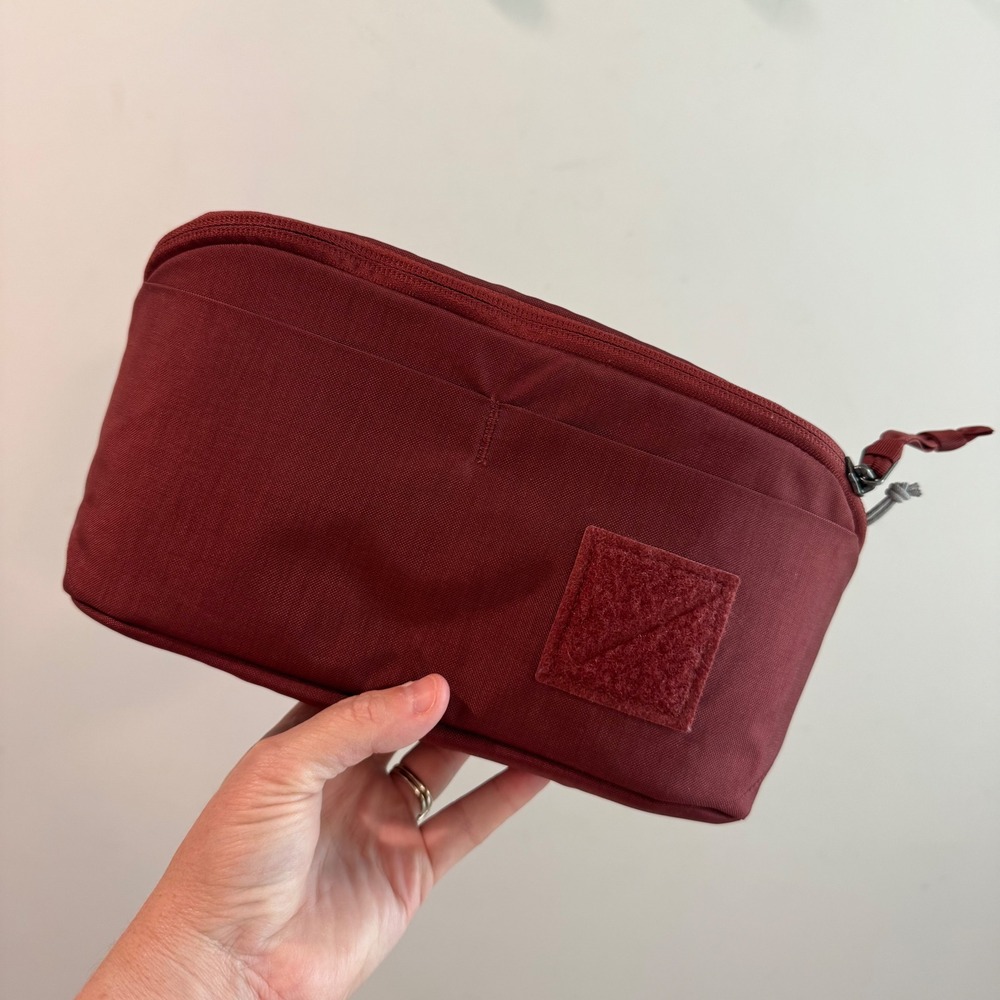 Evergoods Civic Access Pouch 2L CAP2L Burgundy Red Tech Organizer Bag 13006a
